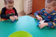 received_694413715597513